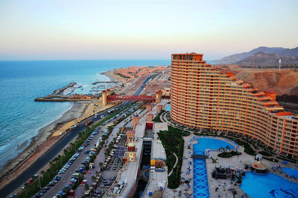 Porto Sokhna Pyramids Apartments Powered By Amer-Group Family Only Ain Sukhna Exterior foto